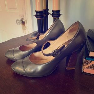 Cole Haan pewter cap-toe Mary Jane pump